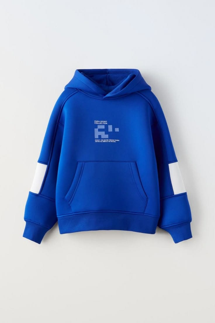 Printed Hooded Sweatshirt 02