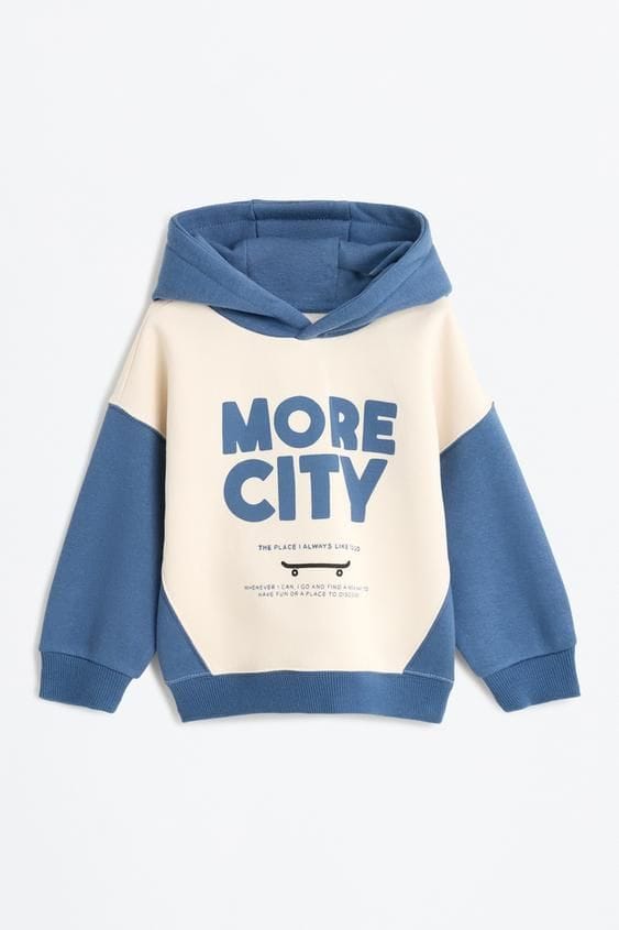 Printed Hooded Sweatshirt 01